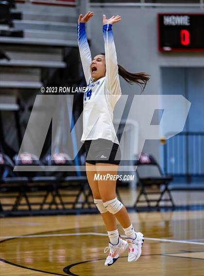Thumbnail 1 in Stillwater @ Mustang photogallery.