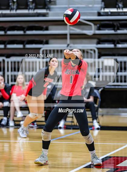 Thumbnail 2 in Stillwater @ Mustang photogallery.