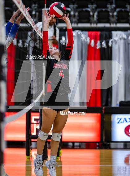 Thumbnail 1 in Stillwater @ Mustang photogallery.