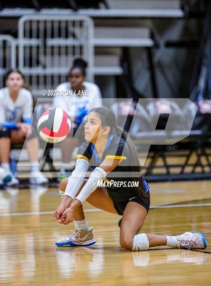 Thumbnail 3 in Stillwater @ Mustang photogallery.