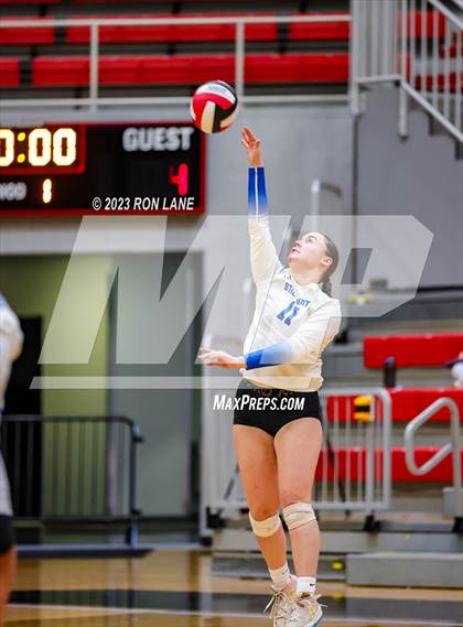 Thumbnail 1 in Stillwater @ Mustang photogallery.