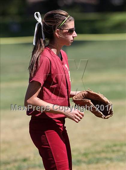 Thumbnail 3 in La Canada vs. Oxnard (T.O. Tournament) photogallery.