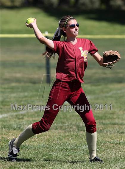 Thumbnail 3 in La Canada vs. Oxnard (T.O. Tournament) photogallery.