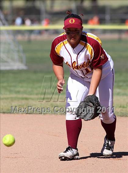 Thumbnail 1 in La Canada vs. Oxnard (T.O. Tournament) photogallery.