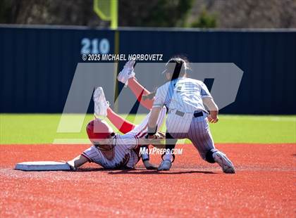 Thumbnail 3 in Melissa vs. Reedy photogallery.