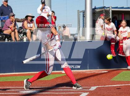 Thumbnail 3 in Melissa vs. Reedy photogallery.