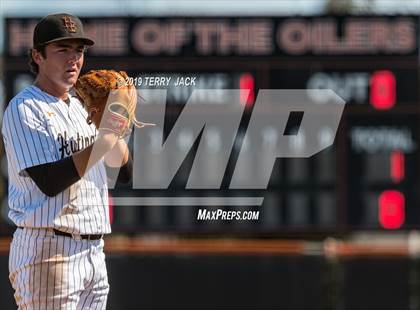 Thumbnail 1 in Huntington Beach vs. Bishop Amat (CIF Southern Section D1 Round 2 Playoff) photogallery.