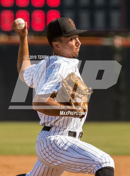 Thumbnail 2 in Huntington Beach vs. Bishop Amat (CIF Southern Section D1 Round 2 Playoff) photogallery.