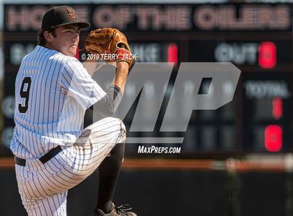 Thumbnail 2 in Huntington Beach vs. Bishop Amat (CIF Southern Section D1 Round 2 Playoff) photogallery.
