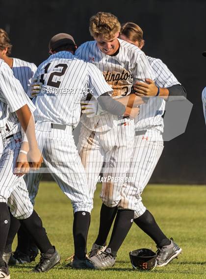Thumbnail 3 in Huntington Beach vs. Bishop Amat (CIF Southern Section D1 Round 2 Playoff) photogallery.