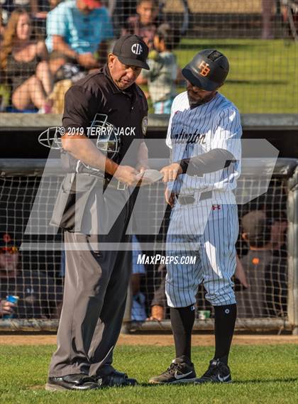 Thumbnail 2 in Huntington Beach vs. Bishop Amat (CIF Southern Section D1 Round 2 Playoff) photogallery.