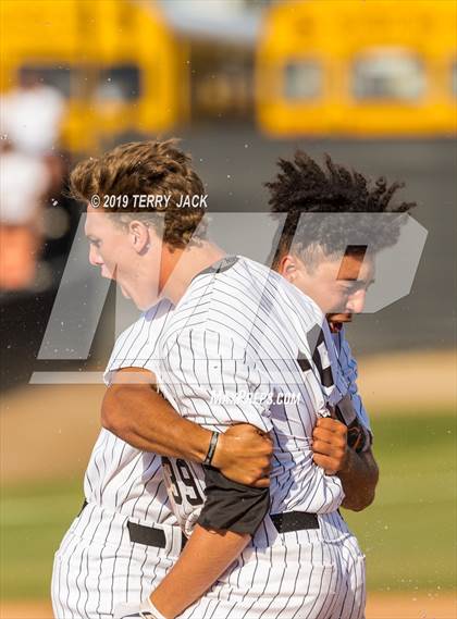 Thumbnail 1 in Huntington Beach vs. Bishop Amat (CIF Southern Section D1 Round 2 Playoff) photogallery.