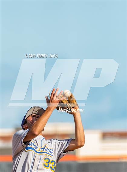 Thumbnail 2 in Huntington Beach vs. Bishop Amat (CIF Southern Section D1 Round 2 Playoff) photogallery.