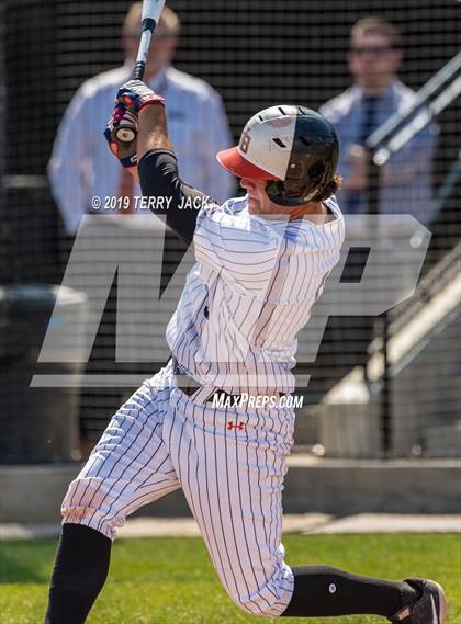 Thumbnail 3 in Huntington Beach vs. Bishop Amat (CIF Southern Section D1 Round 2 Playoff) photogallery.