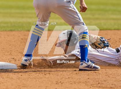 Thumbnail 3 in Huntington Beach vs. Bishop Amat (CIF Southern Section D1 Round 2 Playoff) photogallery.