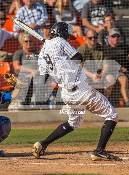 Thumbnail 3 in Huntington Beach vs. Bishop Amat (CIF Southern Section D1 Round 2 Playoff) photogallery.