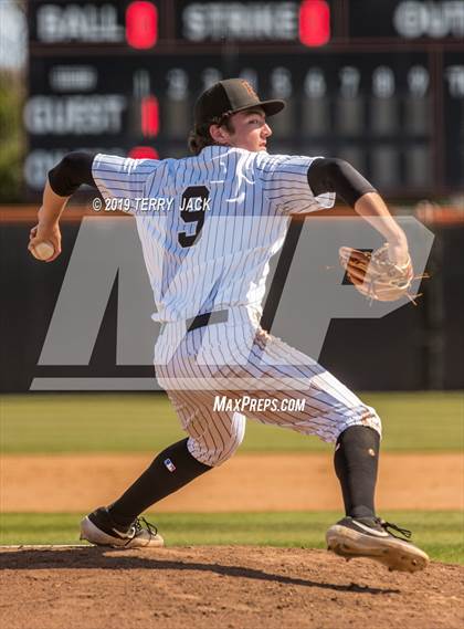 Thumbnail 2 in Huntington Beach vs. Bishop Amat (CIF Southern Section D1 Round 2 Playoff) photogallery.