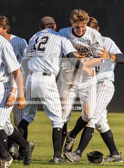 Thumbnail 1 in Huntington Beach vs. Bishop Amat (CIF Southern Section D1 Round 2 Playoff) photogallery.