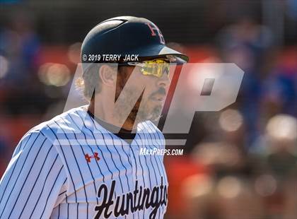Thumbnail 3 in Huntington Beach vs. Bishop Amat (CIF Southern Section D1 Round 2 Playoff) photogallery.