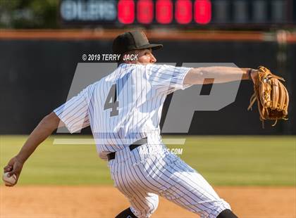 Thumbnail 3 in Huntington Beach vs. Bishop Amat (CIF Southern Section D1 Round 2 Playoff) photogallery.