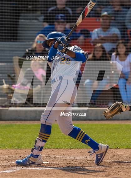 Thumbnail 3 in Huntington Beach vs. Bishop Amat (CIF Southern Section D1 Round 2 Playoff) photogallery.