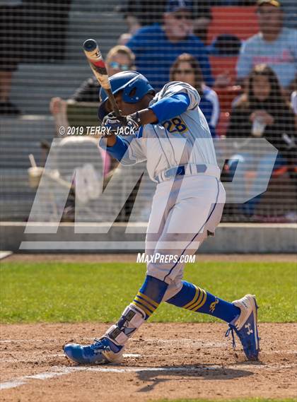 Thumbnail 1 in Huntington Beach vs. Bishop Amat (CIF Southern Section D1 Round 2 Playoff) photogallery.