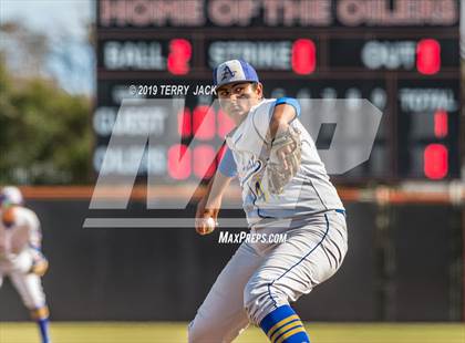 Thumbnail 2 in Huntington Beach vs. Bishop Amat (CIF Southern Section D1 Round 2 Playoff) photogallery.