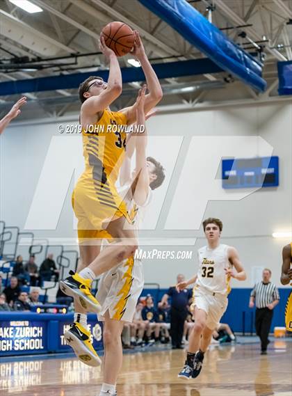 Thumbnail 2 in Carmel vs. Glenbrook South (Lake Zurich MLK Championship) photogallery.