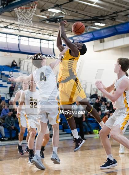 Thumbnail 3 in Carmel vs. Glenbrook South (Lake Zurich MLK Championship) photogallery.