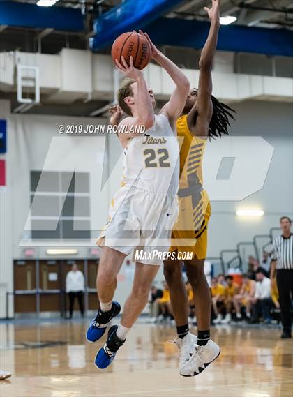 Thumbnail 2 in Carmel vs. Glenbrook South (Lake Zurich MLK Championship) photogallery.