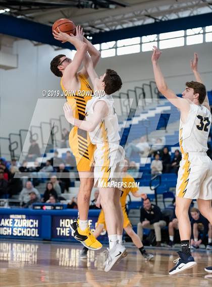 Thumbnail 1 in Carmel vs. Glenbrook South (Lake Zurich MLK Championship) photogallery.