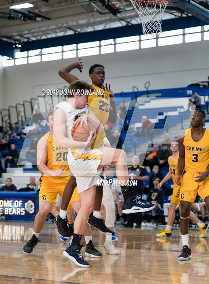 Thumbnail 1 in Carmel vs. Glenbrook South (Lake Zurich MLK Championship) photogallery.
