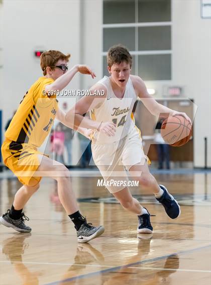Thumbnail 2 in Carmel vs. Glenbrook South (Lake Zurich MLK Championship) photogallery.