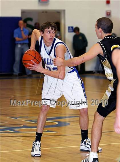 Thumbnail 1 in Allegheny-Clarion Valley vs. Keystone (PIAA District 9 A Second Round) photogallery.