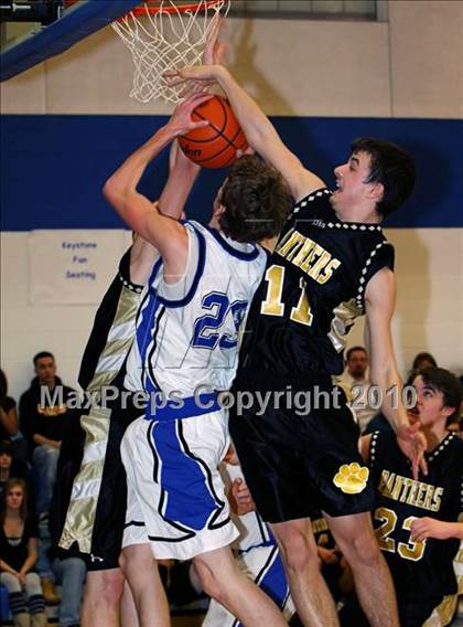 Thumbnail 3 in Allegheny-Clarion Valley vs. Keystone (PIAA District 9 A Second Round) photogallery.