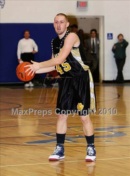 Thumbnail 2 in Allegheny-Clarion Valley vs. Keystone (PIAA District 9 A Second Round) photogallery.