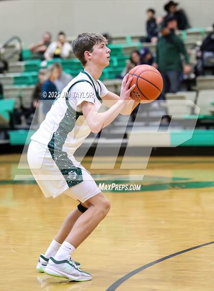 Thumbnail 3 in Era @ Santo photogallery.