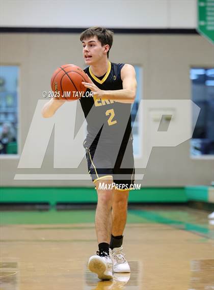 Thumbnail 3 in Era @ Santo photogallery.