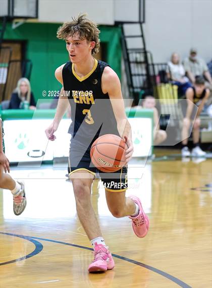 Thumbnail 1 in Era @ Santo photogallery.