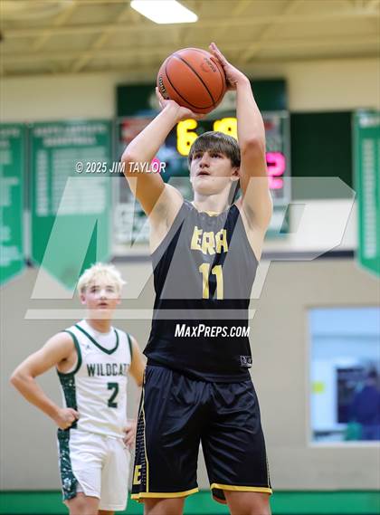 Thumbnail 2 in Era @ Santo photogallery.