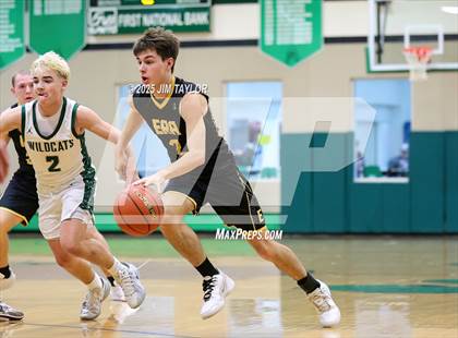 Thumbnail 2 in Era @ Santo photogallery.