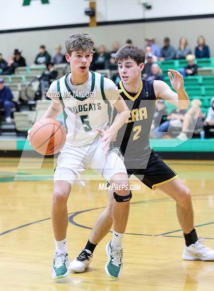 Thumbnail 2 in Era @ Santo photogallery.