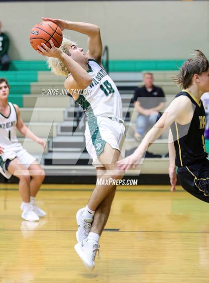 Thumbnail 1 in Era @ Santo photogallery.