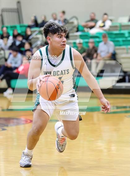 Thumbnail 2 in Era @ Santo photogallery.