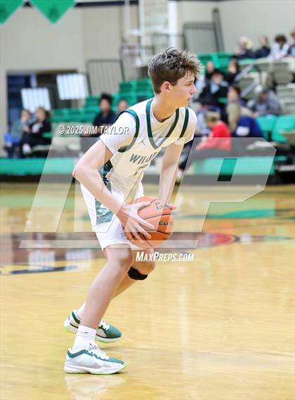 Thumbnail 2 in Era @ Santo photogallery.