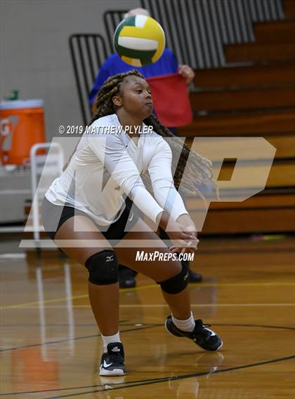 Thumbnail 2 in Terry Sanford @ Pine Forest photogallery.