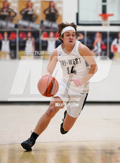 Thumbnail 1 in Lebanon @ Tri-West Hendricks photogallery.