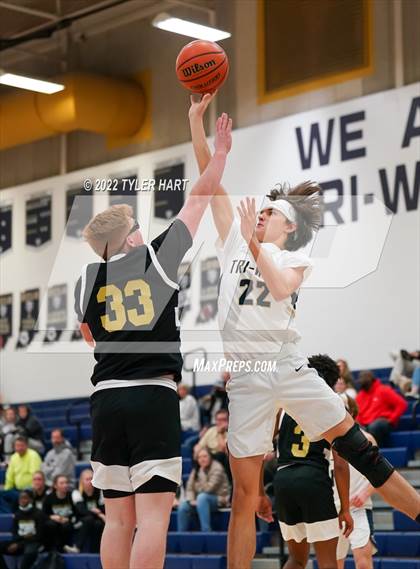 Thumbnail 1 in Lebanon @ Tri-West Hendricks photogallery.