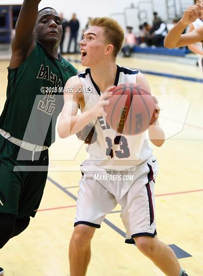 Thumbnail 2 in JV: Perry vs. Basha photogallery.