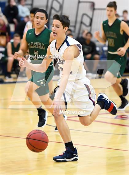Thumbnail 1 in JV: Perry vs. Basha photogallery.